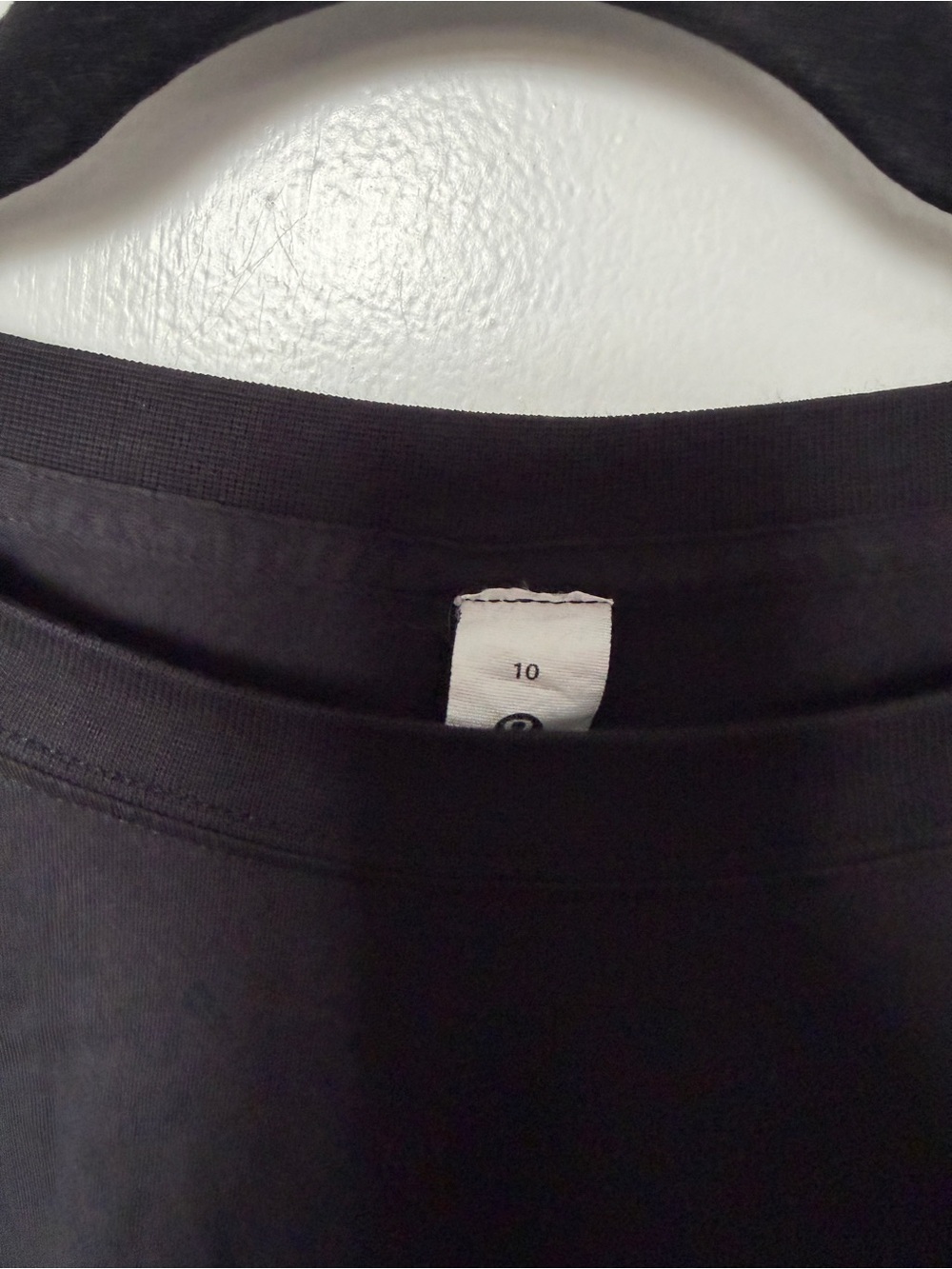 lululemon athletica Black Cropped Crewneck Tee - Picture 3 of 5